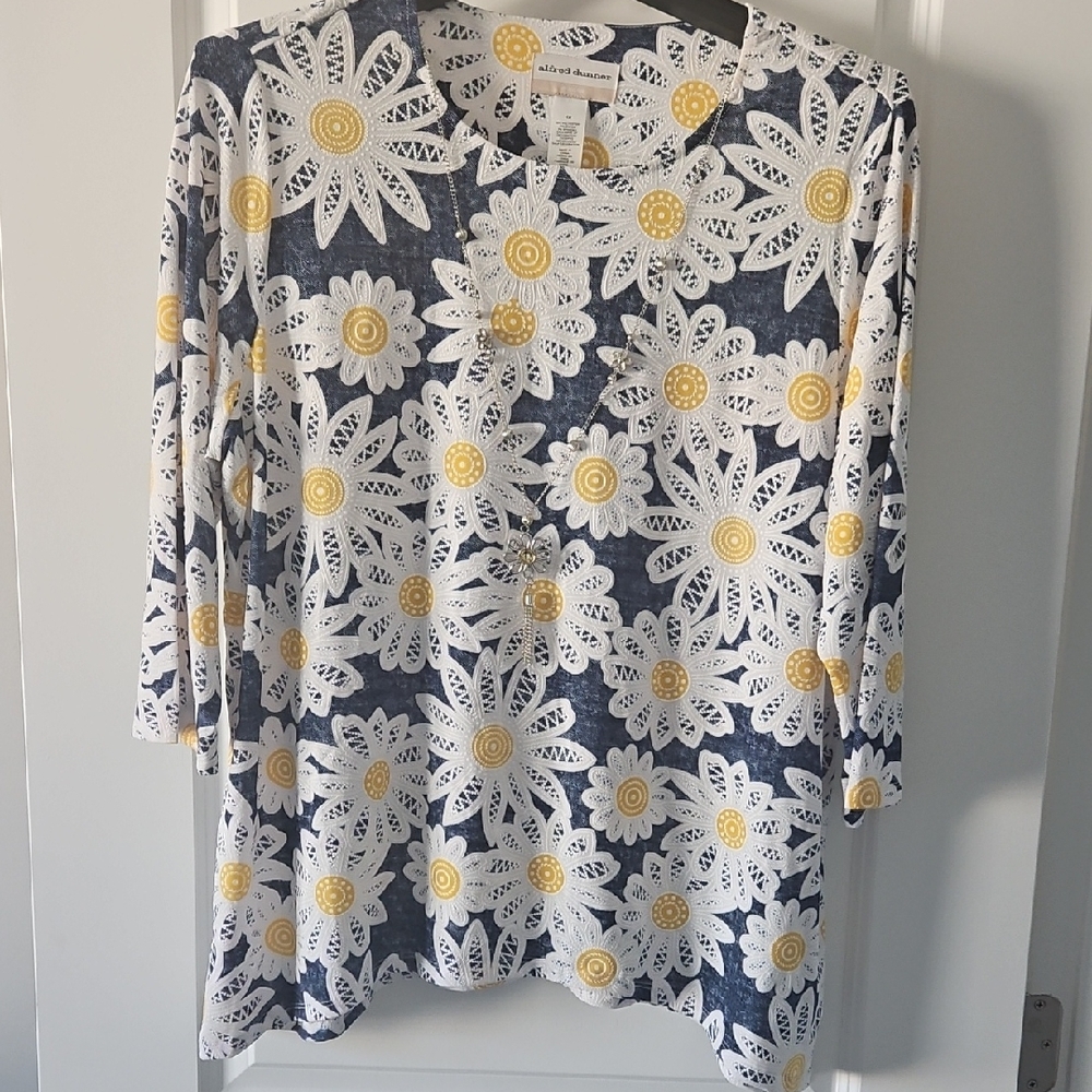 Alfred Dunner Floral Lace Women Top - Blue and Yellow